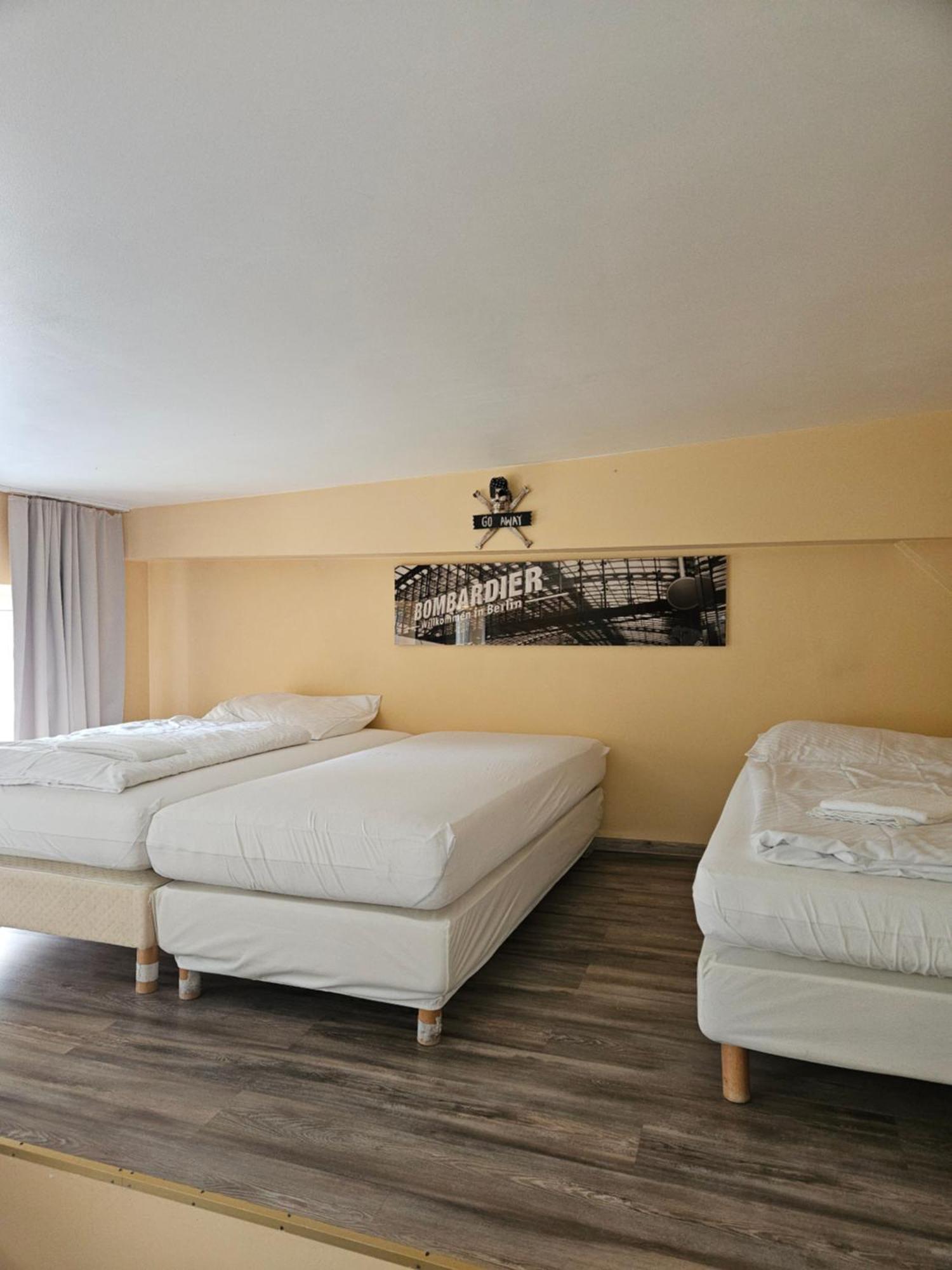 Pension 11 Apartments By Lorenc Berlín Exterior foto
