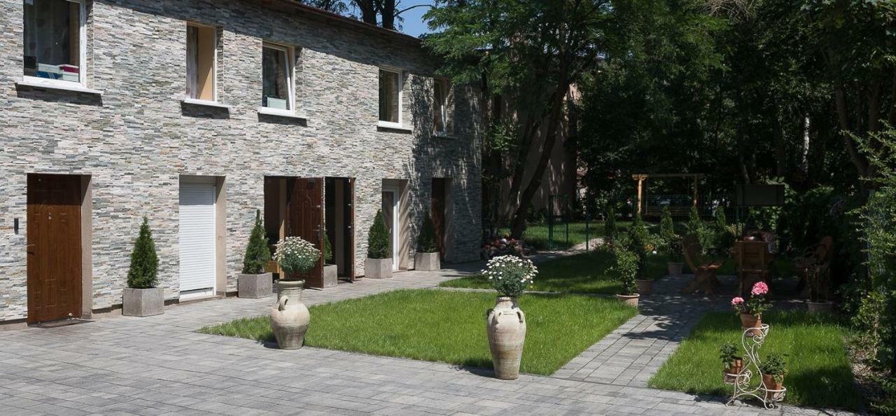 Pension 11 Apartments By Lorenc Berlín Exterior foto